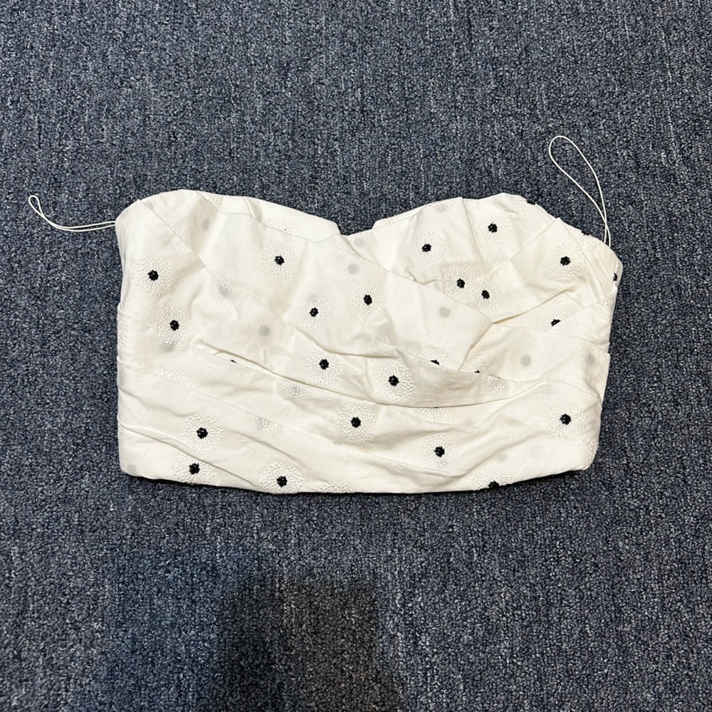 Acler corset, like new, elegant & high quality. White with flowers size 4